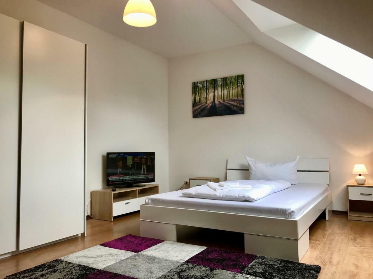 Lokal Genial Pension&restaurant *